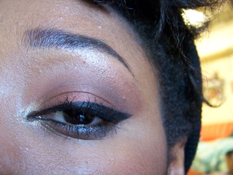 Fireball on the lid, Bedroom Eyes on the outer corner and into the outer crease, and Liquid Gold on the inner corner